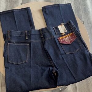 Rustler Vintage Pre-Shrunk Heavy Weight Bootcut Jeans.